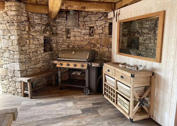 Les Pieds Dans L'eau Bonifacio (Corsica)