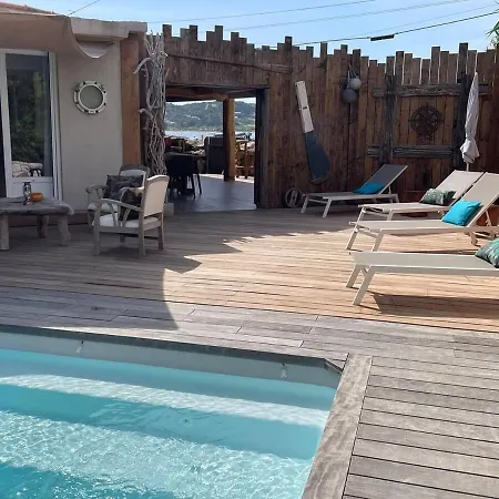 Villa Les Pieds Dans L'eau *