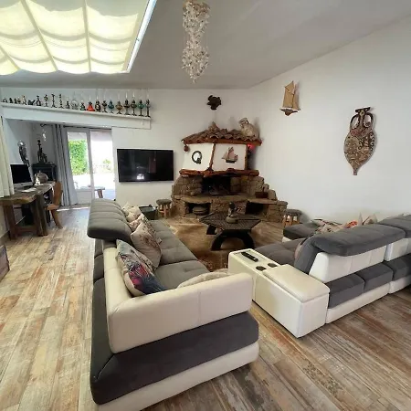 Les Pieds Dans L'eau Villa